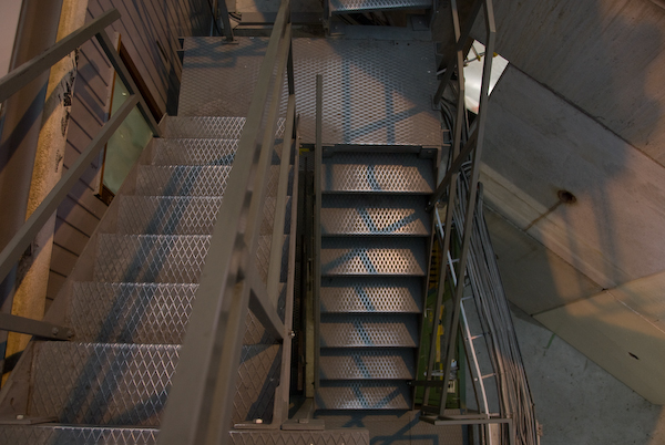 Treppe zum Areal
